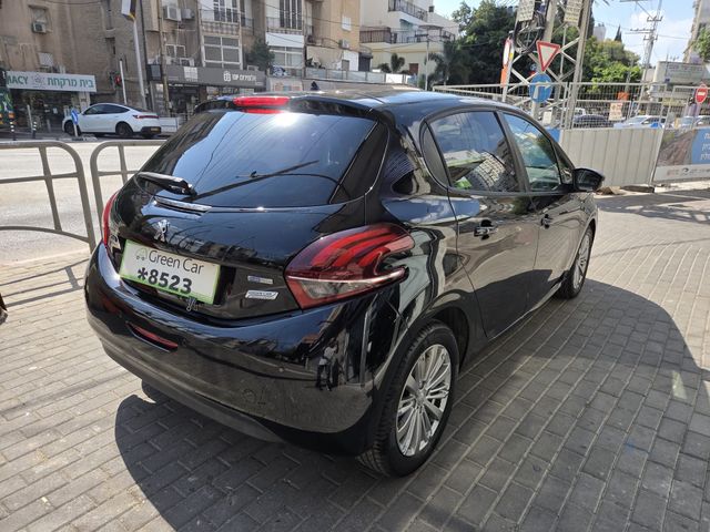 פיג'ו 208