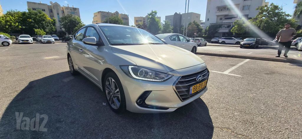 יונדאי אלנטרה