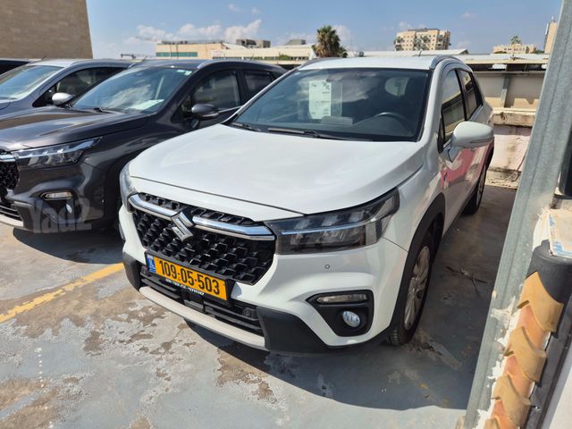 סוזוקי S-Cross