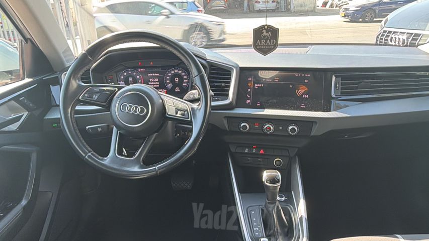 אאודי A1