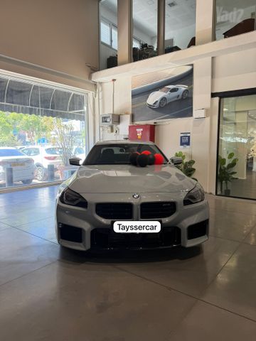 ב מ וו M2