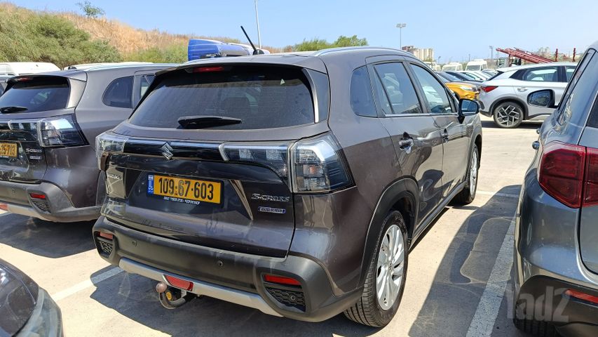 סוזוקי S-Cross