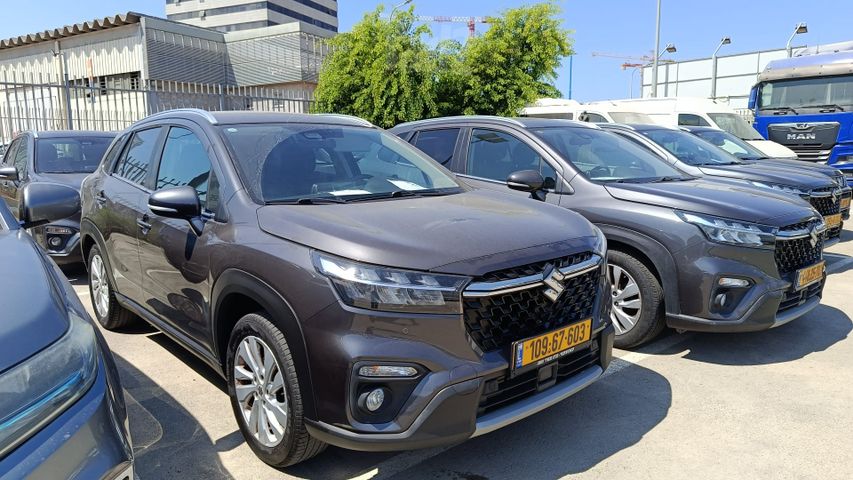 סוזוקי S-Cross