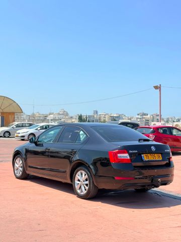 סקודה אוקטביה 
