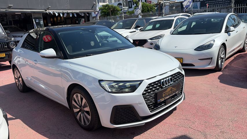 אאודי A1