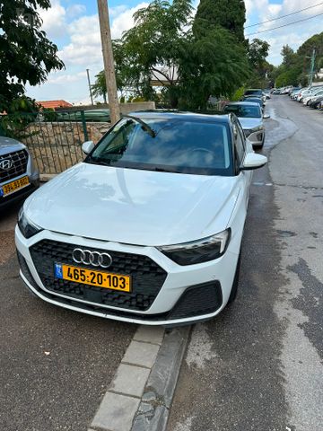 מודעת רכב אאודי A1