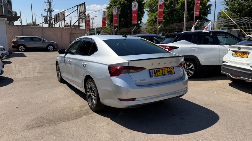 סקודה אוקטביה