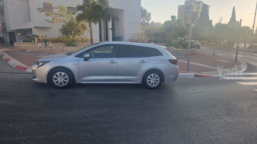 מודעת רכב טויוטה קורולה