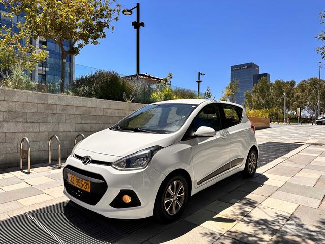 יונדאי i10