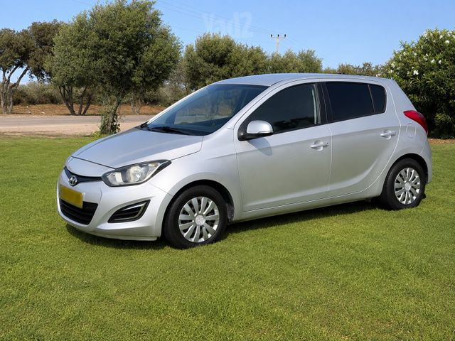 יונדאי i20