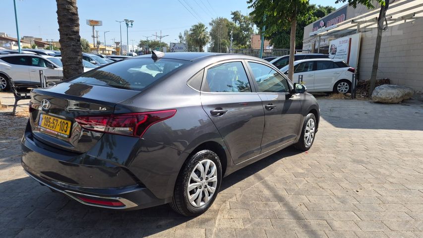 יונדאי אקסנט i25