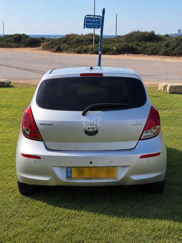 יונדאי i20
