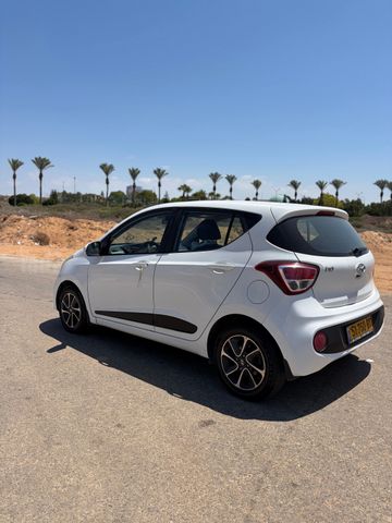 יונדאי i10