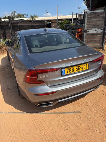 מודעת רכב וולוו S60 2