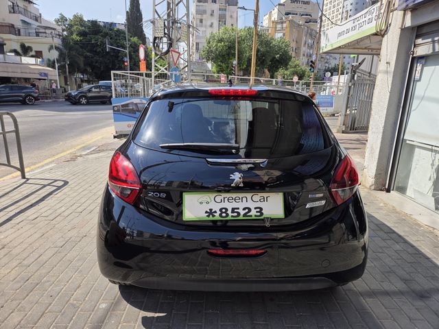 פיג'ו 208
