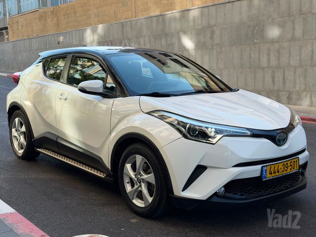 טויוטה C-HR