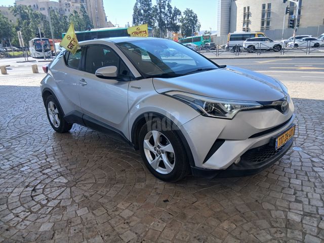 טויוטה C-HR