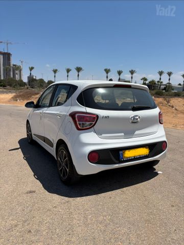 יונדאי i10