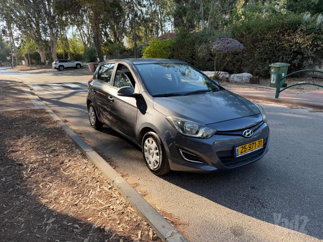 יונדאי i20