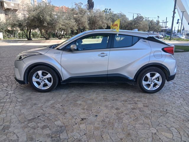 טויוטה C-HR