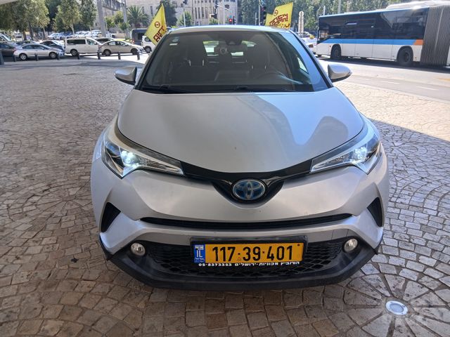 טויוטה C-HR