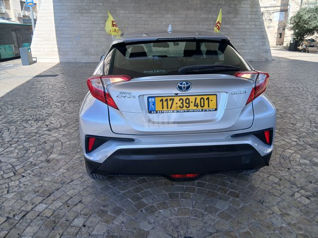 טויוטה C-HR