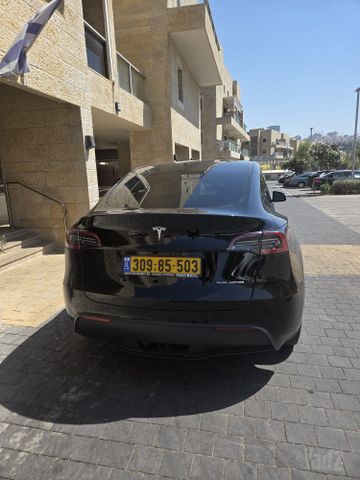 טסלה מודל Y