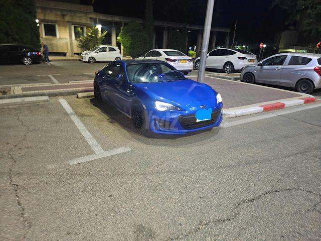 סובארו BRZ