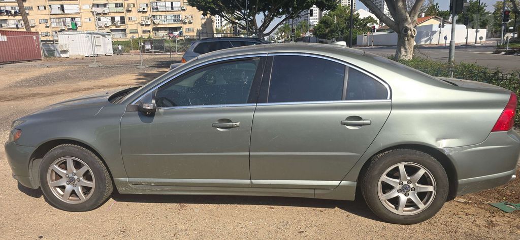 וולוו S80