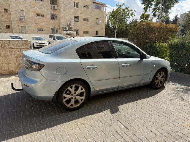 מאזדה 3