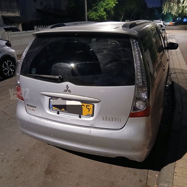 מודעת רכב מיצובישי גרנדיס