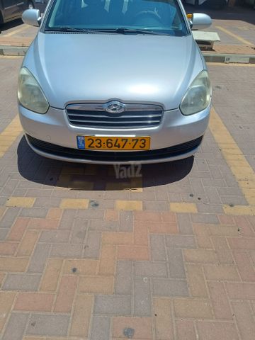 יונדאי אקסנט i25