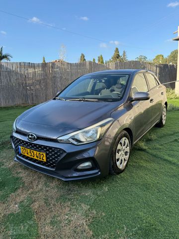 מודעת רכב יונדאי i20