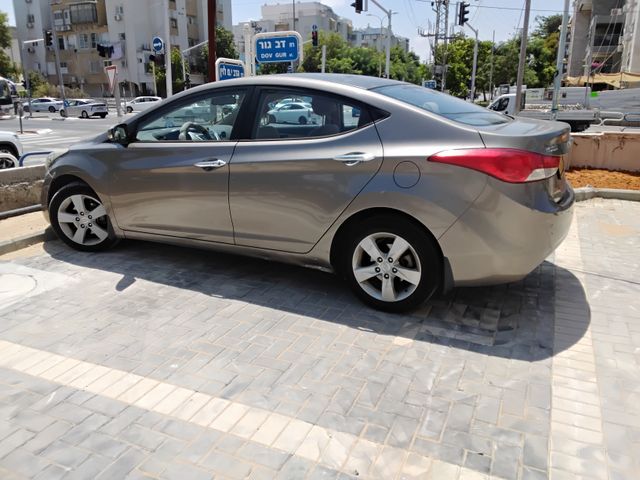 יונדאי I35