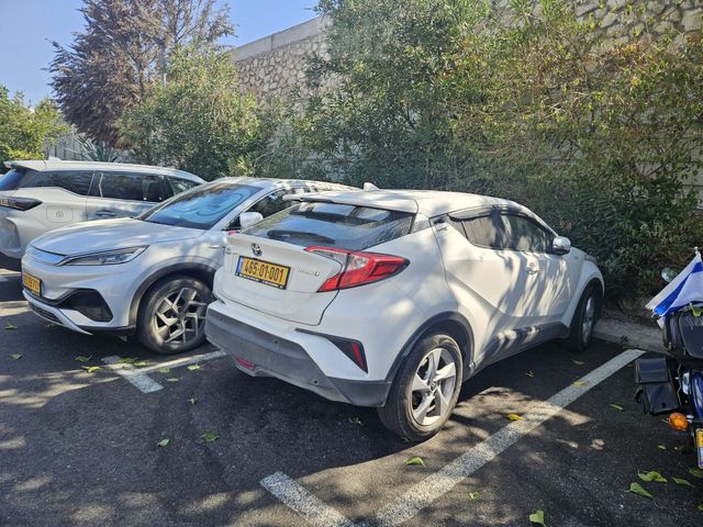 טויוטה C-HR