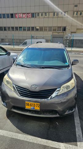 טויוטה סיינה