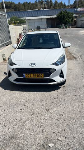 יונדאי i10