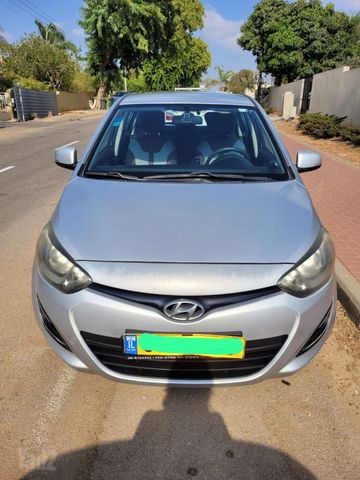 יונדאי i20
