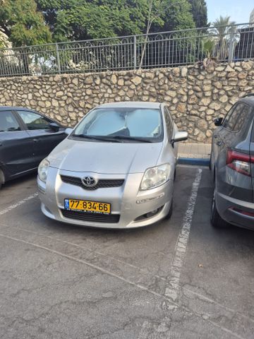 טויוטה אוריס