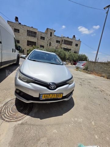מודעת רכב טויוטה אוריס