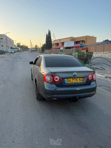 מודעת רכב פולקסווגן ג'טה