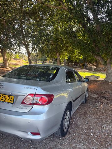 מודעת רכב טויוטה קורולה