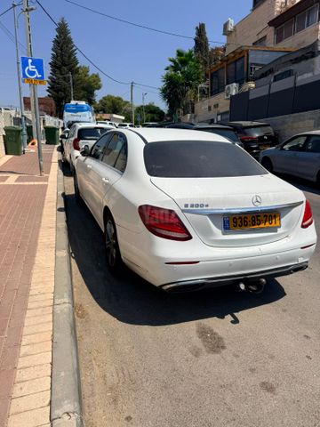 מרצדס-בנץ E-class