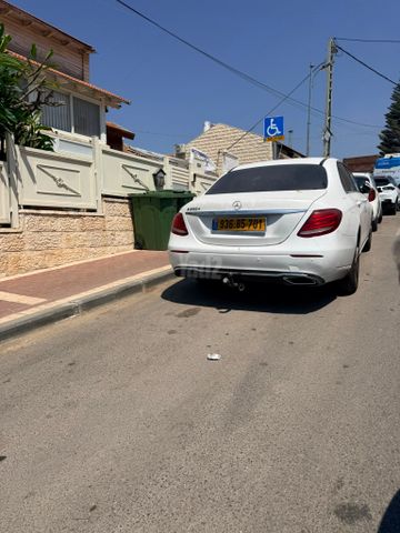 מרצדס-בנץ E-class