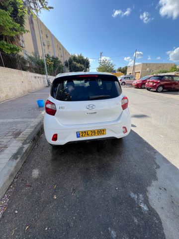 יונדאי i10