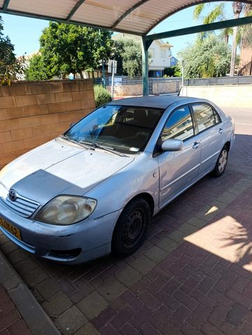 מודעת רכב טויוטה קורולה