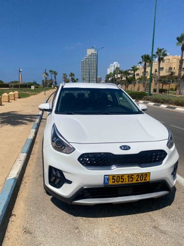 קיה נירו