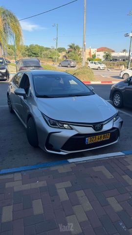טויוטה קורולה