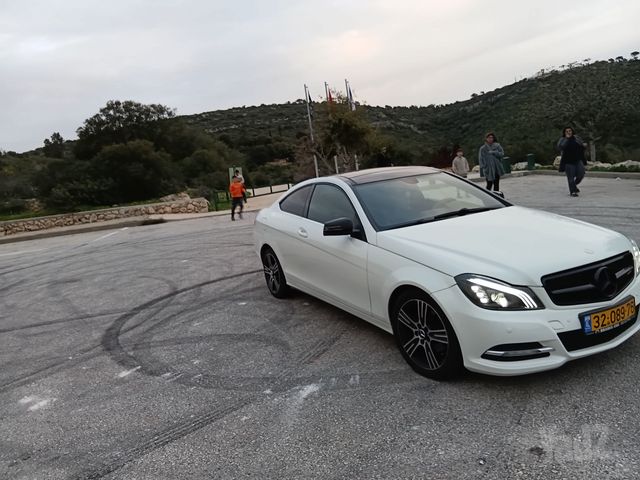 מרצדס-בנץ C-class