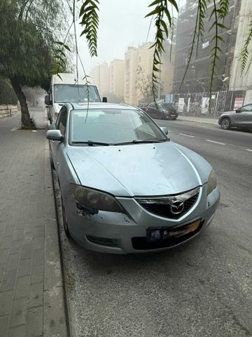 מודעת רכב מאזדה 3